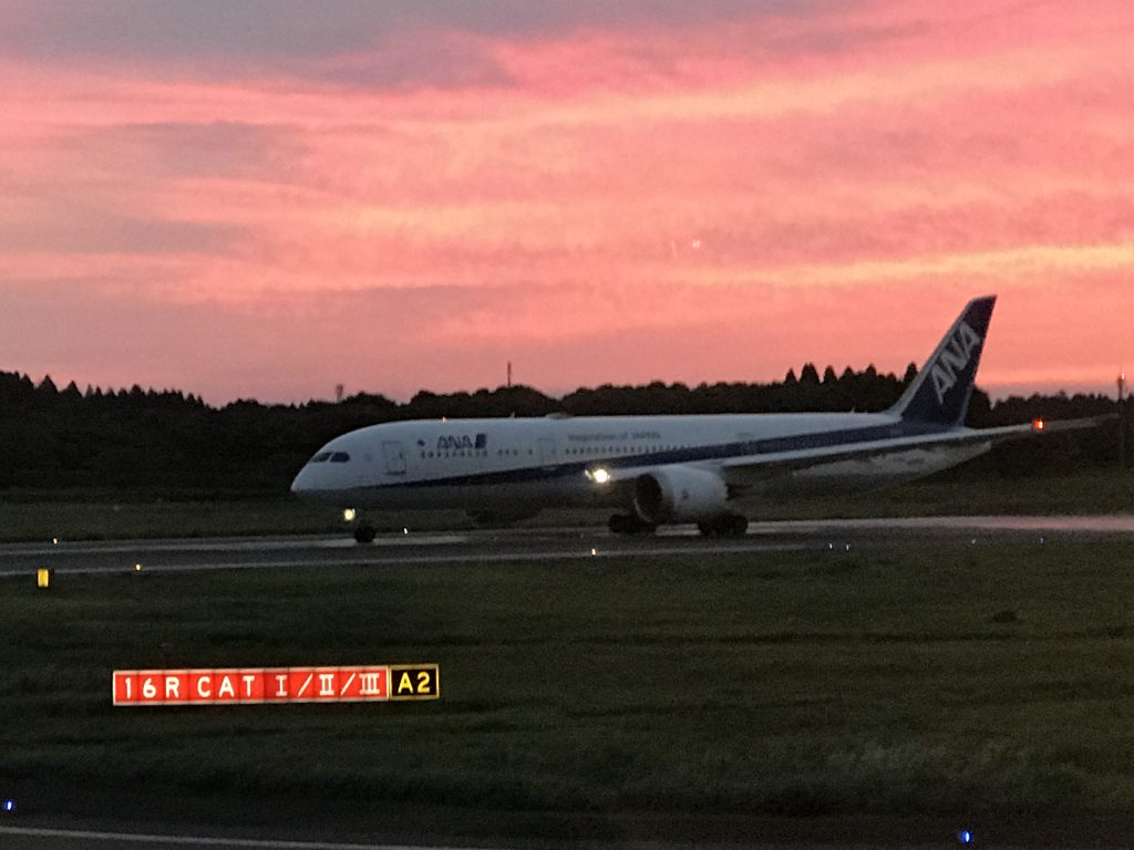 成田空港で