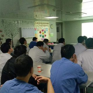 毎週水曜日は朝の勉強会